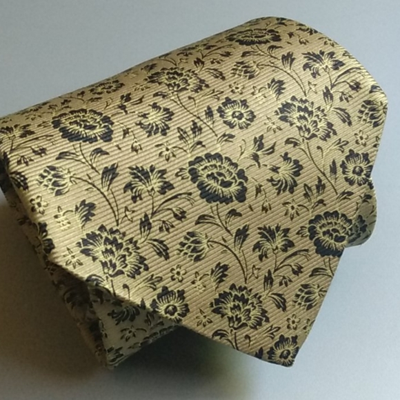 SALE! Beautiful Ermenegildo Zegna Silk Tie EUC - Picture 1 of 6
